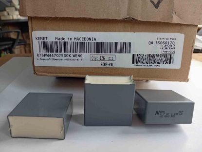R75PW4470JE30K 4.7MF 630V 37.5 0.05 KEMET POLYESTER KONDANSATÖR resmi