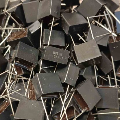 155J 1.5MF 450V 15mm POLYESTER resmi