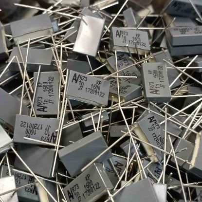 R73TI11004000K 1NF 1600V 15 0.1 KEMET POLYESTER KONDANSATÖR resmi