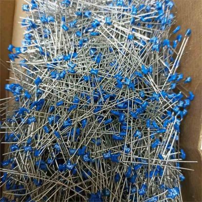 B37981-M5333-K 33NF 50V 2.5mm MULTI S+M POLYESTER KONDANSATÖR resmi