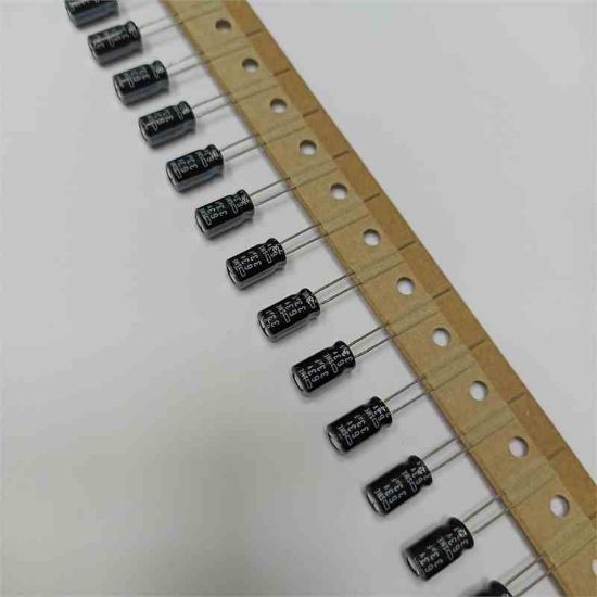 30113-143500-21 33MF 63V 6.3x11 85 NIPPON ELKO KONDANSATÖR resmi