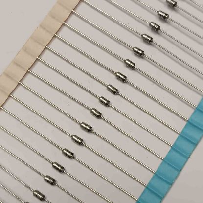 1N746 3.3V 0.4W DO-35 MOTOROLA ZENER DİYOT resmi