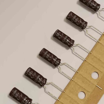 EKME500ETC4R7ME11S 4.7MF 50V 5x11 105 NIPPON ELKO KONDANSATÖR resmi