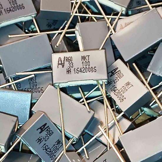 60EI3330DQ30K 330NF 100V 15 0.1 KEMET POLYESTER KONDANSATÖR resmi