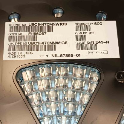 UBC1H470MNW1GS 47MF 50V 10x10 NICHICON SMD KONDANSATÖR resmi