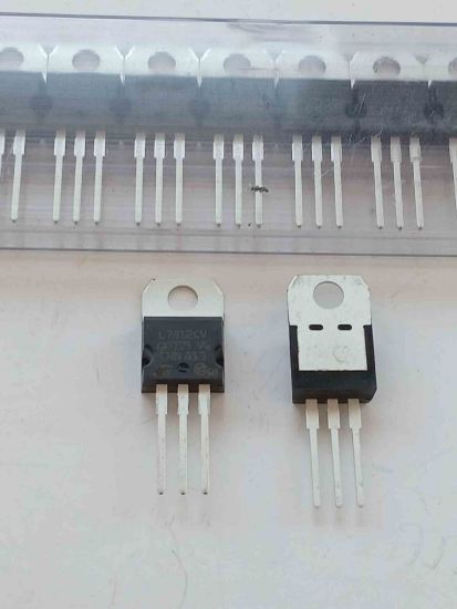 L7812CV ENTEGRELER resmi