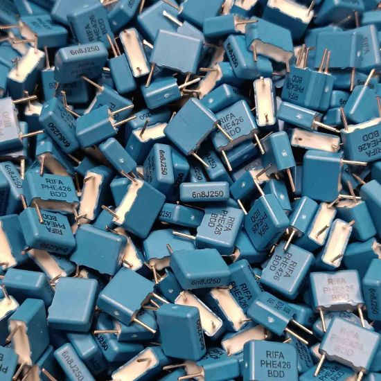 PHE426HK4680JR05 6.8NF 250V 7.5 0.05 KEMET POLYESTER KONDANSATÖR resmi