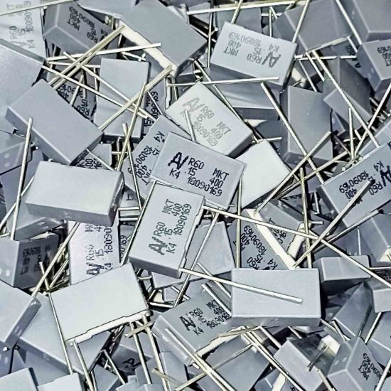 R60MI31505030K 150NF 400V 15 0.1 KEMET POLYESTER KONDANSATÖR resmi