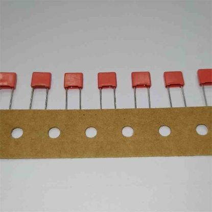 L150331161JW 330PF 160V 5mm VISHAY POLYESTER KONDANSATÖR resmi