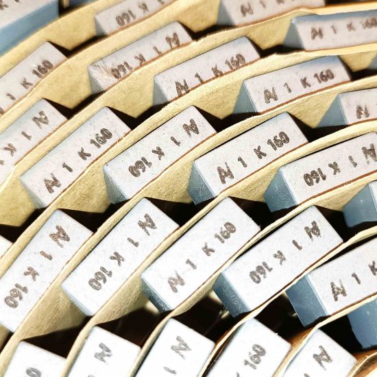 R60GI4100GY30K 1MF 160V 15 0.1 KEMET POLYESTER KONDANSATÖR resmi