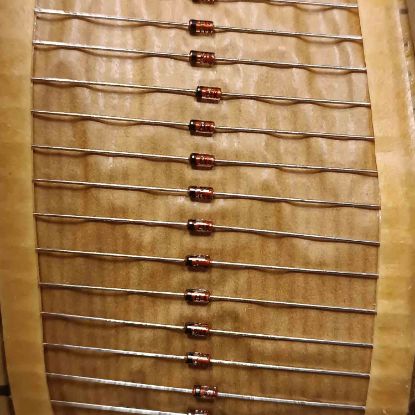 ZTK6.8 6.8V DO35 SEMITRON ZENER DİYOT resmi