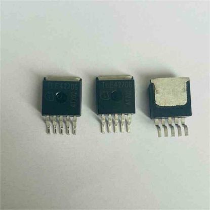 TLE4270G VOLTAJ REGÜLATÖRÜ ENTEGRELER resmi