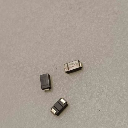 S1JHE3-A 600V 1A DO214AC N/A DİYOT resmi