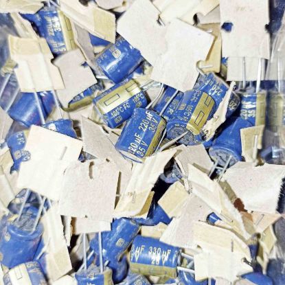 220MF 35V 10x12 105  MOTOROLA ELKO KONDANSATÖR resmi