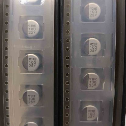 2416RMVK25VC100M 100MF 25V 8x10 SMD KONDANSATÖR resmi
