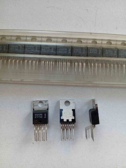 B57542 TO220 TRİSTÖR TRİYAK TRİSTÖR resmi