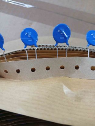 B72214S300K551 VARISTOR KONDANSATÖR resmi