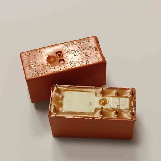 RTE24012 12V 8A 2C 8PIN SCHRACK GÜÇ RÖLE resmi