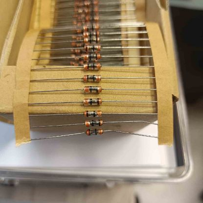 DSP-102M-A21F 1000V DİRENÇ TİPİ MITSUBISHI Paratoner resmi