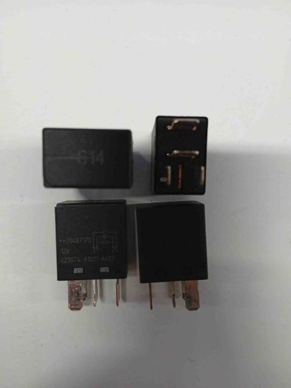 V23074-A1001-A402 12V 30A 1NO 4PIN SCHRACK Oto RÖLE resmi