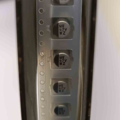 UWZ1V470MCQ1GS 47MF 35V 6.3x6.1 NICHICON SMD KONDANSATÖR resmi