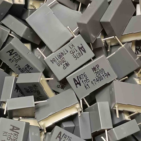 R76UI1150SE30J 1.5NF 2000V 15 0.05 KEMET POLYESTER KONDANSATÖR resmi