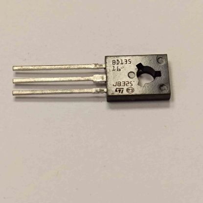 BD135 1.5A 45V TO126 TRANSISTOR resmi