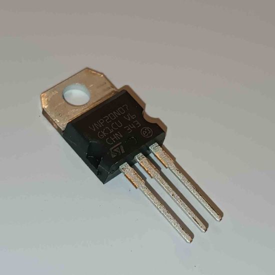 VNP20N07 20A 70V TO220 ST MOSFET TRANSİSTÖR resmi