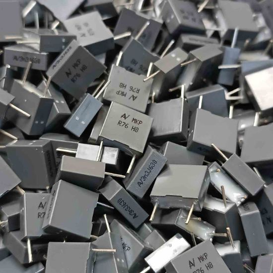 R76PD1330SE40J 3.3NF 630V 7.5 0.05 KEMET POLYESTER KONDANSATÖR resmi