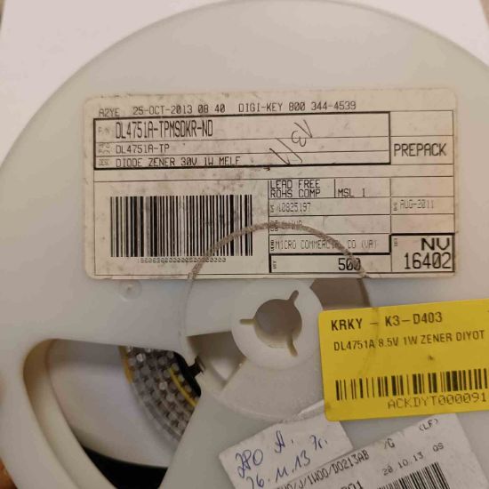 DL4751A 8.5V 1W ZENER DİYOT resmi