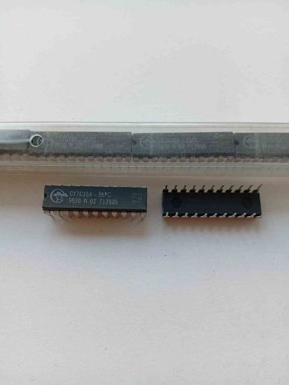 CY7C164-35PC resmi