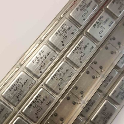 X05860 16000MHZ PHILIPS KRİSTALLER resmi