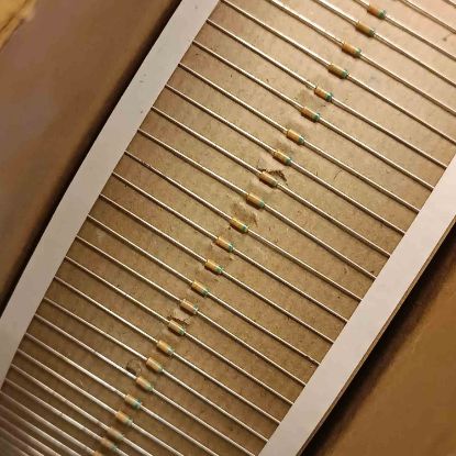 ZPD33 33V İNTERMETALL ZENER DİYOT resmi