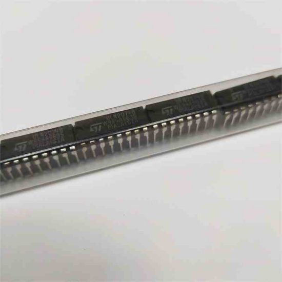 ULN2074B DIP ST ENTEGRELER resmi