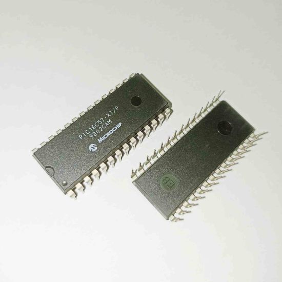 PIC16C57-XT/P MICROCHIP ENTEGRELER resmi