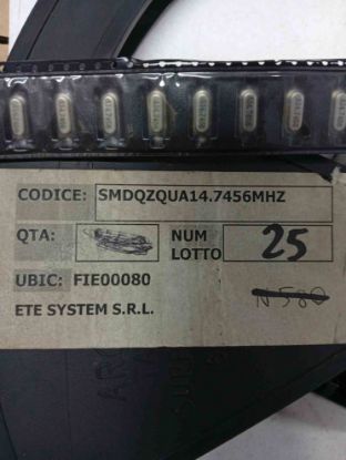 14.7456 MHZ KRİSTAL resmi