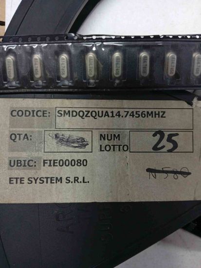 14.7456 MHZ KRİSTAL resmi