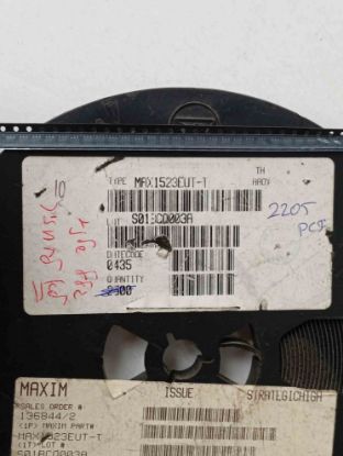 MAX1523EUT-T ENTEGRELER resmi