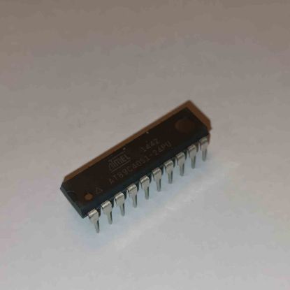 AT89C4051-24PU DİP ENTEGRELER resmi