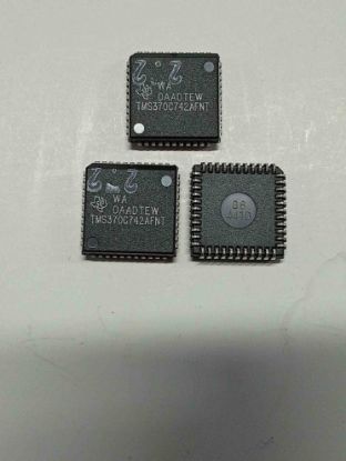 TMS370C742AFNT TEXAS ENTEGRELER resmi