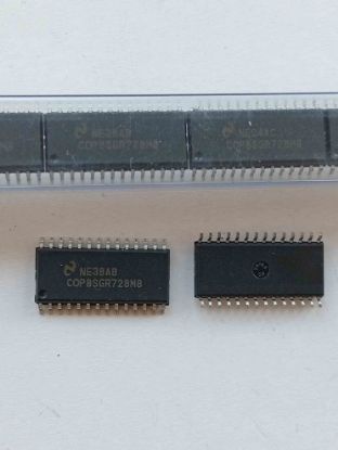 COP8SGR728M8 NSC TRİMER resmi