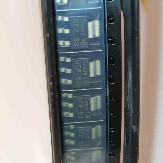 BCP53-16E-6327 SOT223 SIEMENS SMD TRANSİSTÖR resmi