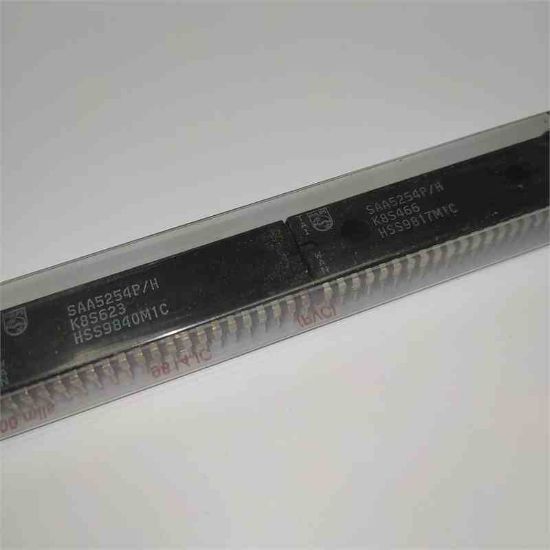 SAA5254P PHILIPS ENTEGRELER resmi