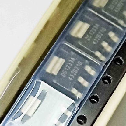 DS1233A SMD TRANSİSTÖR resmi