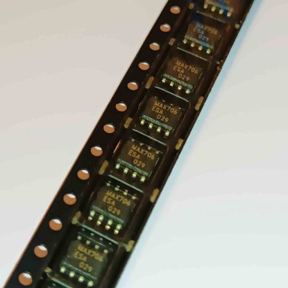 MAX706ESA SOIC8 MAXIM ENTEGRELER resmi