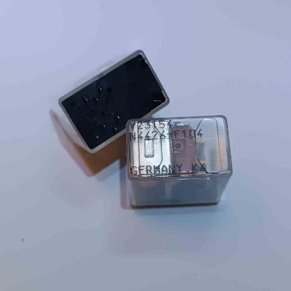 V23154-N4426-F104 24V 2A 2C SIEMENS GÜÇ RÖLE resmi