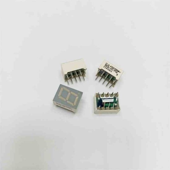 ELS-432USR HYPER RED 0,39 10mm EVERLIGHT DİSPLAY resmi