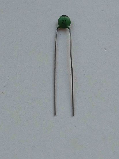 27PF 50V SERAMİK KONDANSATÖR resmi