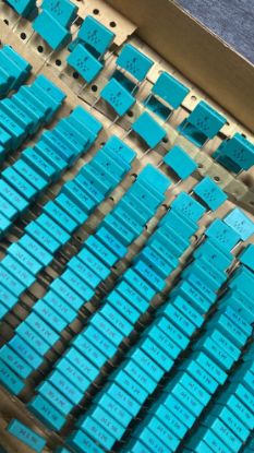 F611BG225K100R 2.2MF 100V 15mm 0.1 KEMET POLYESTER KONDANSATÖR resmi