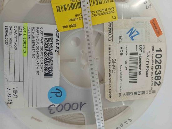 Q90220500JA05XC 22PF 50V VISHAY SMD SERAMİK KONDANSATÖR resmi